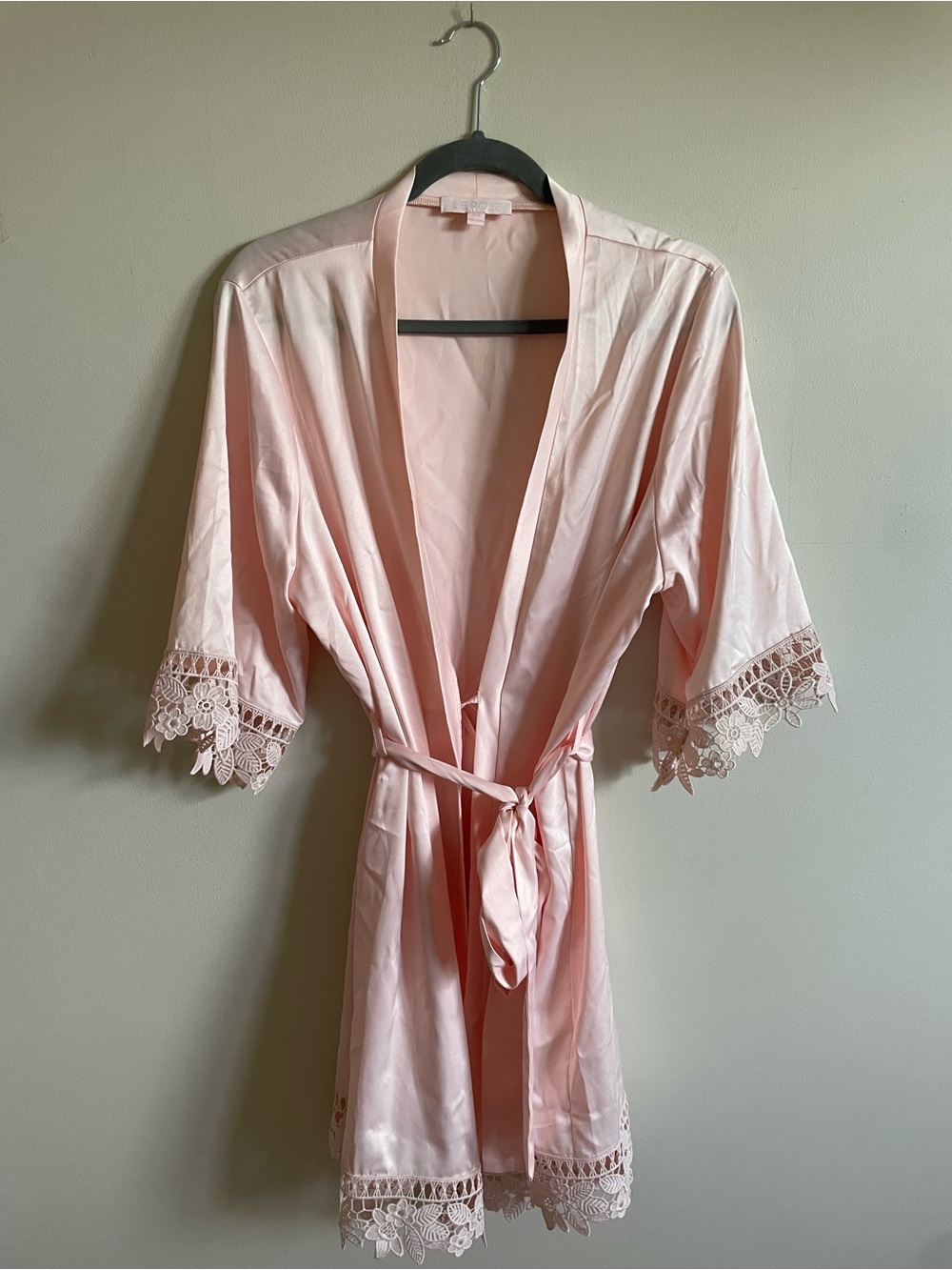 Le Rose Blush Pink Satin Lace Bridal Robe S/M Bridesmaid Getting Ready